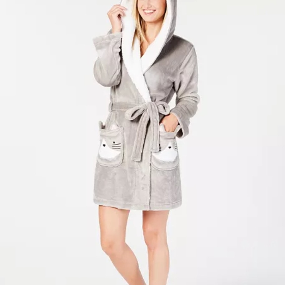 Jenni Gray and White Plush Robe